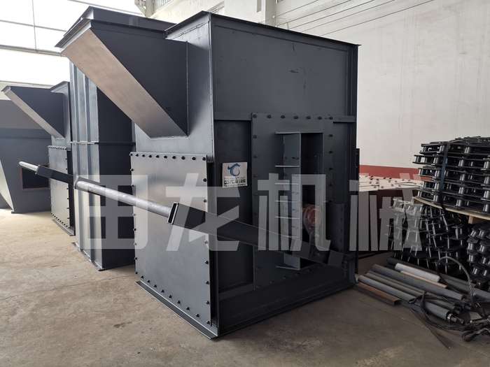 環(huán)鏈斗式提升機(jī)機(jī)頭和機(jī)身展示！